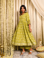 MULMUL GUL-FAREEHA GATHERED KURTA & PANT SET