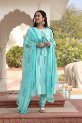 VRITTI FLORAL MOTIFS BLOCK PRINTED KURTA-PANTS & DUPATTA SET