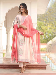 MULMUL GEETIKA FLORAL MOTIFS BLOCK PRINTED FLARED KURTA-PANTS & DUPATTA SET