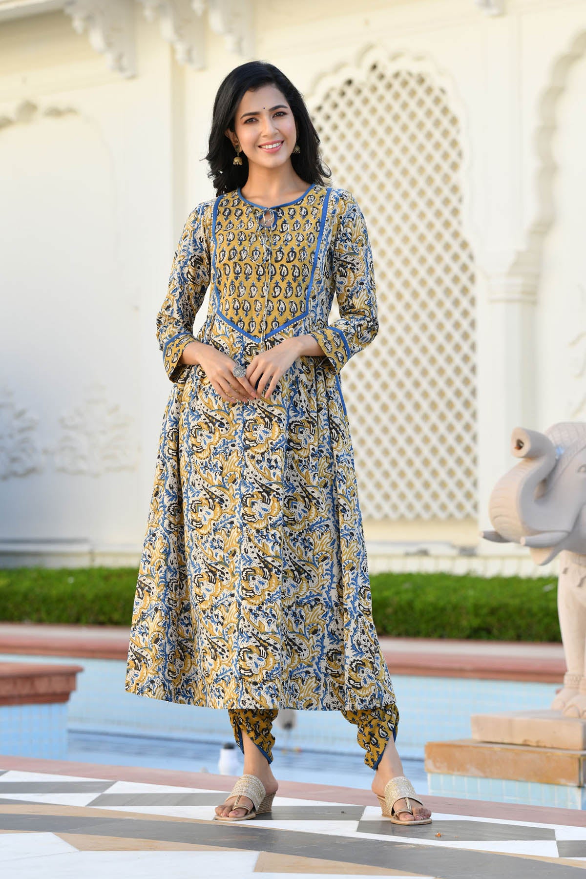 DEEVENA AJRAKH PRINT SUIT SET