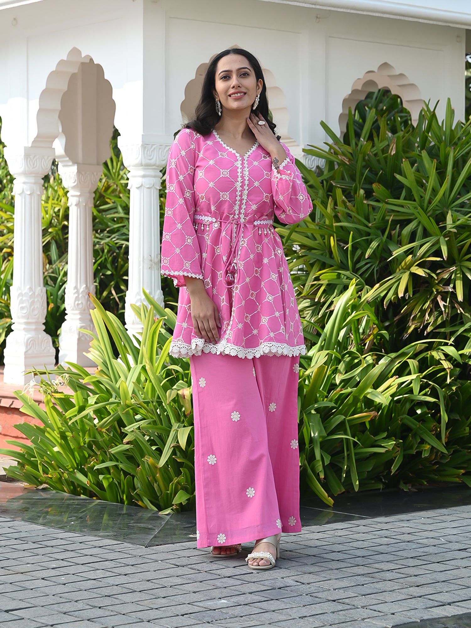 MULMUL EILEEN EMBROIDERED SHORT KURTA-PANT SET