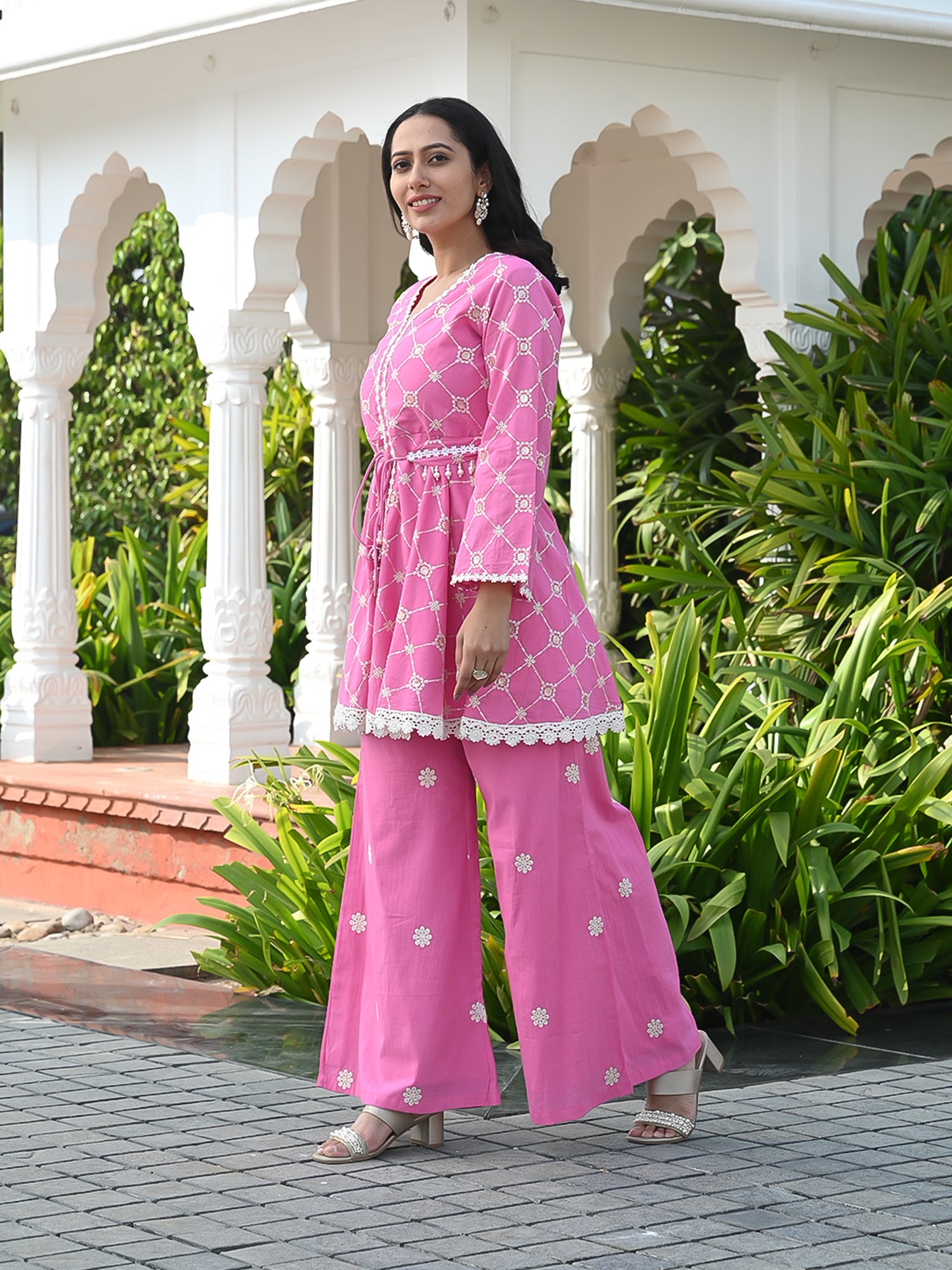 MULMUL EILEEN EMBROIDERED SHORT KURTA-PANT SET