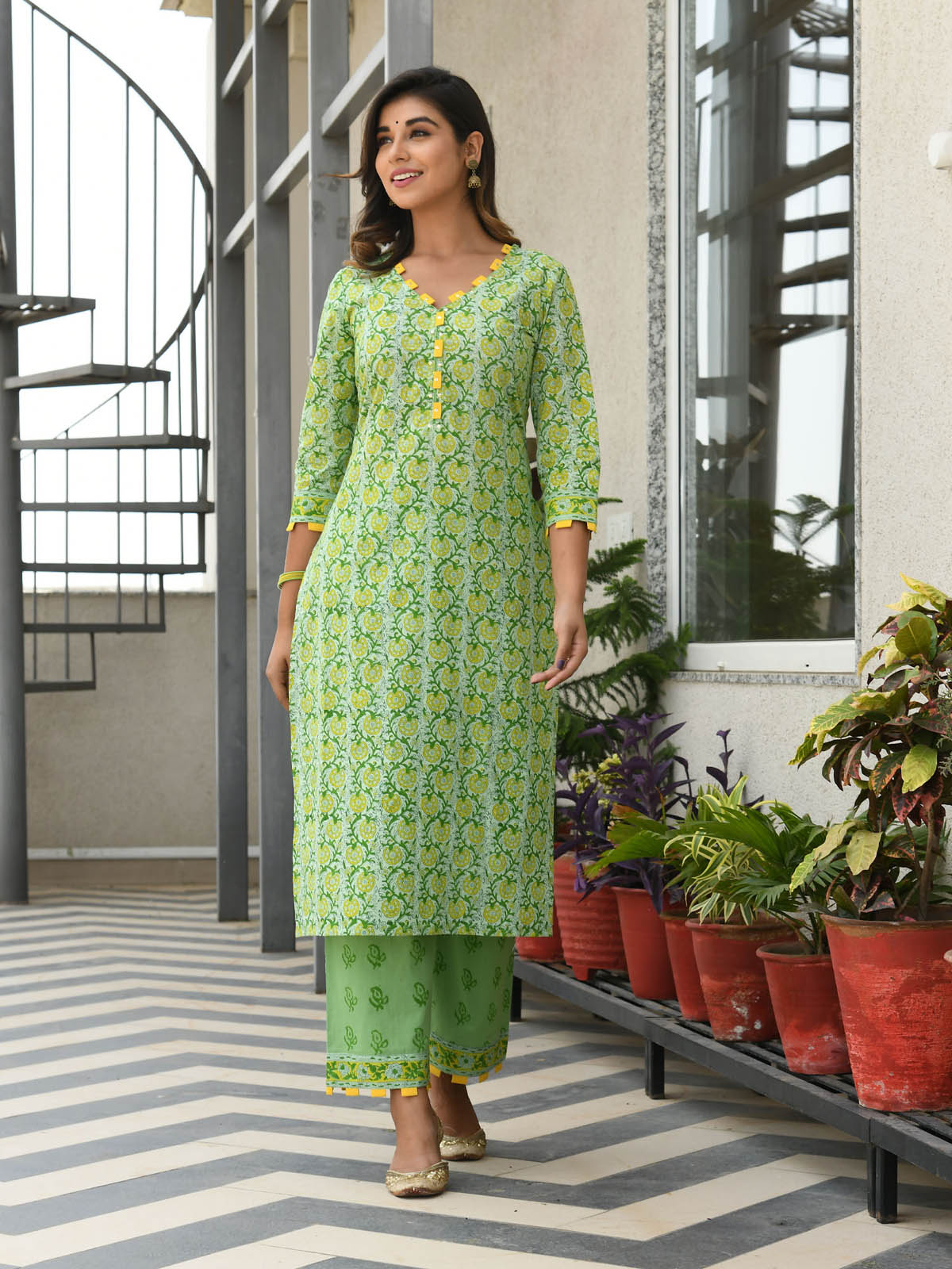 PRAJNA BLOCK PRINTED KURTA-PANTS & DUPATTA SET